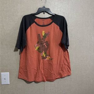 Sonoma women’s graphic print tee shirt